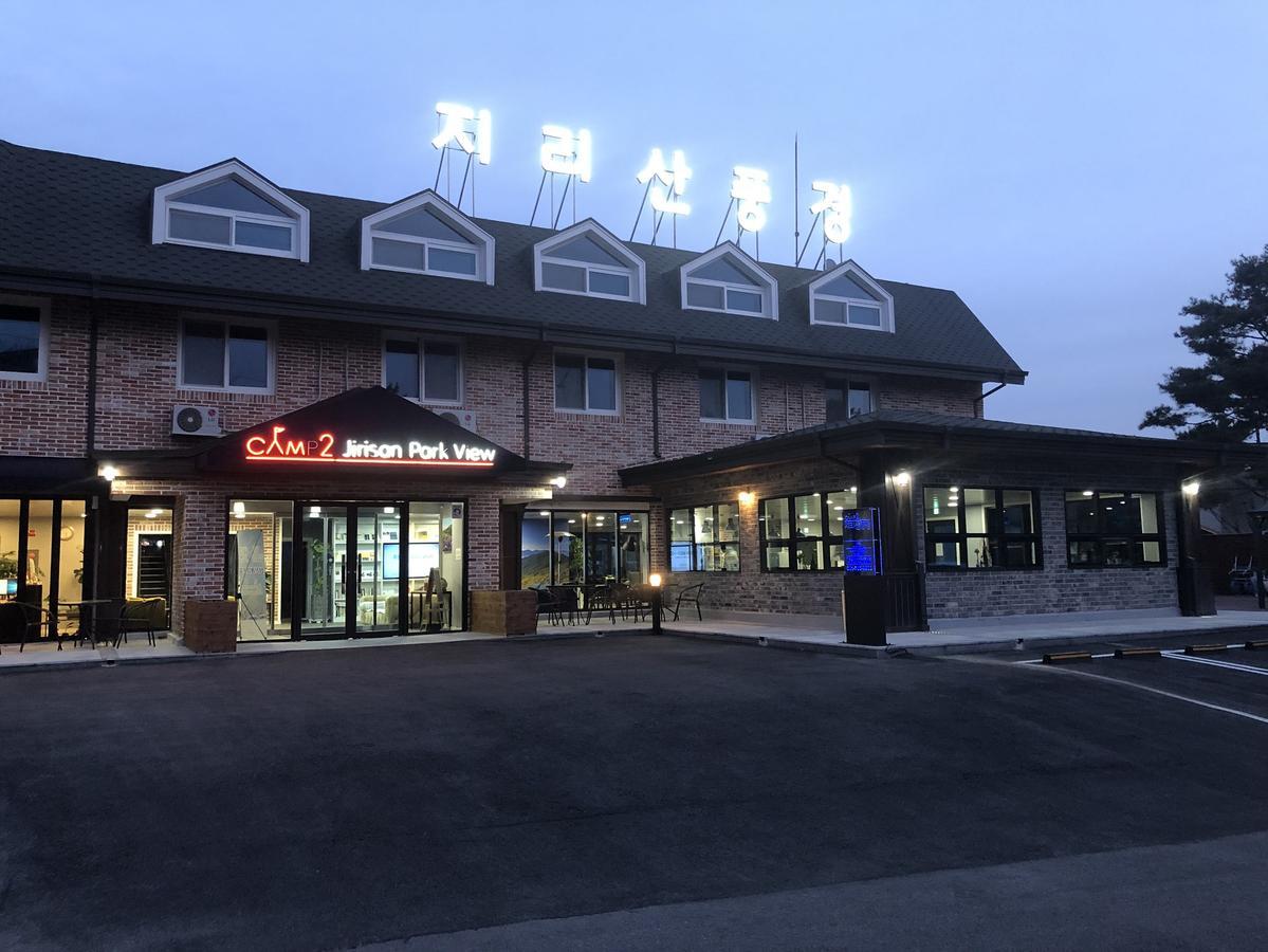CAMP Jirisan Parkview Hotel Gurye Bagian luar foto